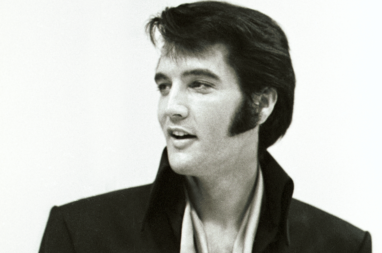 Priscilla Presley confessa: Elvis si è suicidato
