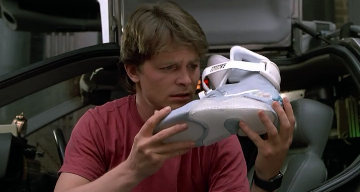 Venduta la scarpa Nike (quasi disintegrata) di Ritorno al Futuro 2 per circa 93 mila dollari