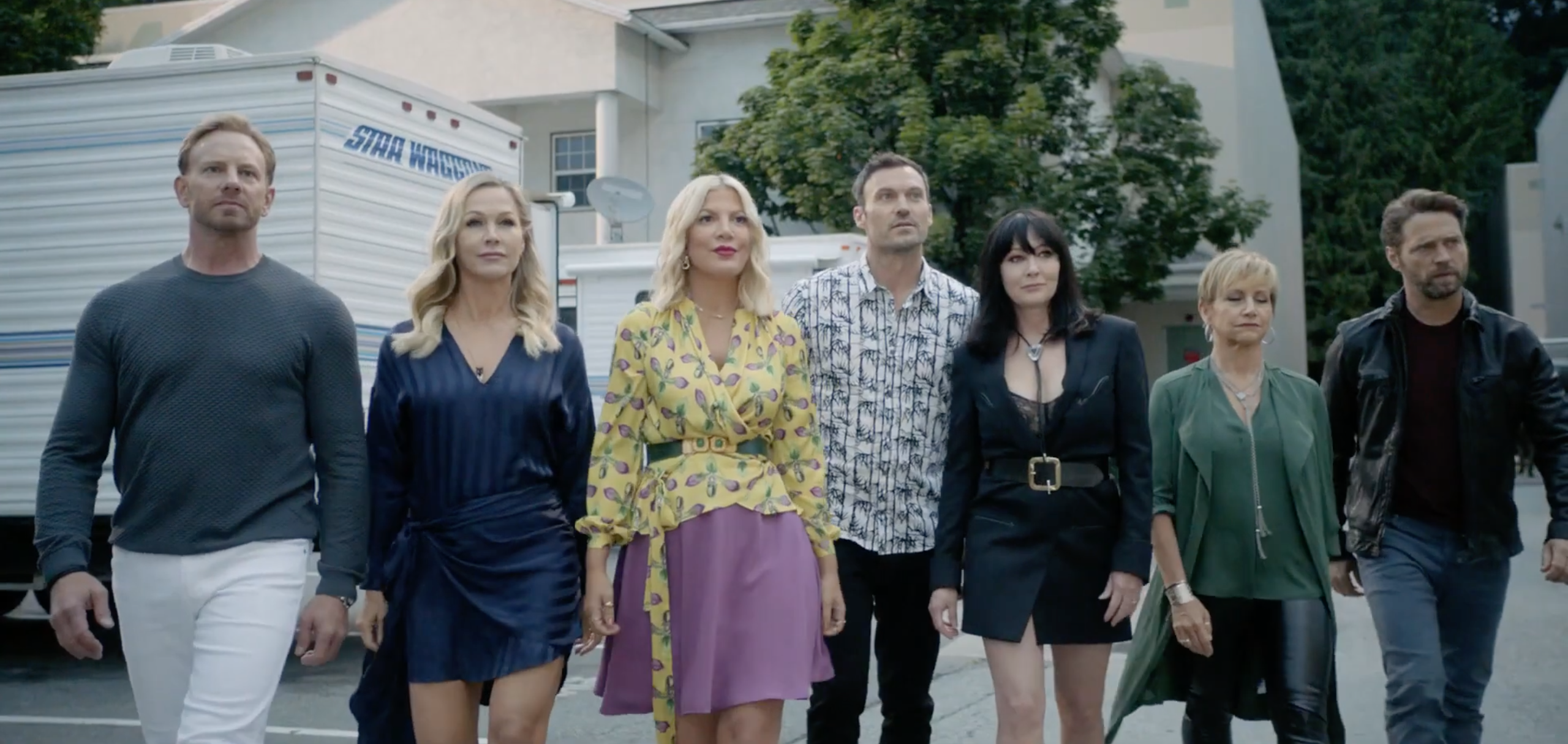Beverly Hills 90210: ecco il trailer della seconda puntata, che vede il ritorno di Brenda!