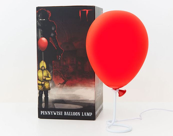 In vendita la lampada-palloncino rosso a tema IT!