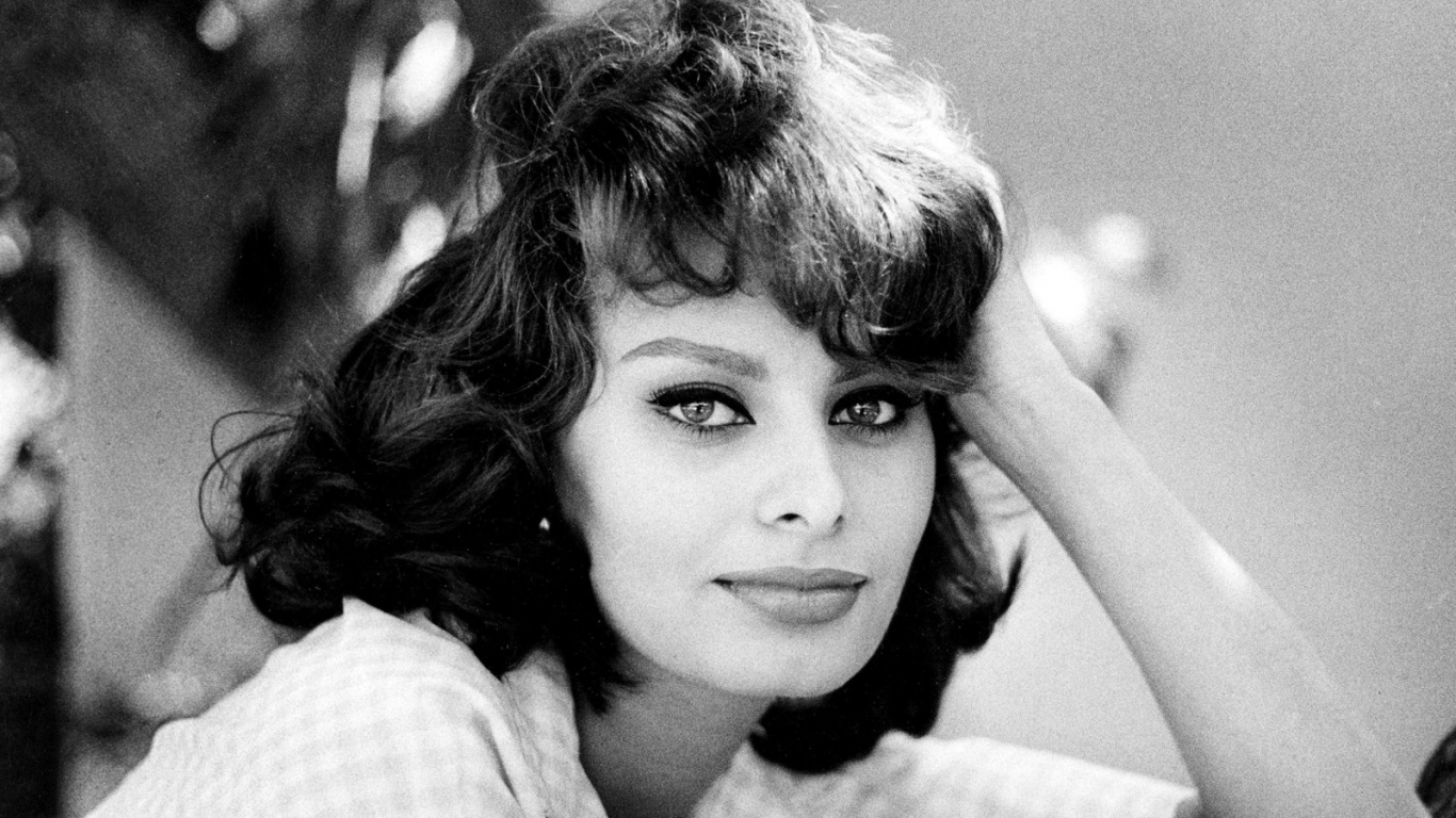 Sophia Loren compie 85 anni: tanti auguri ad un mito del cinema