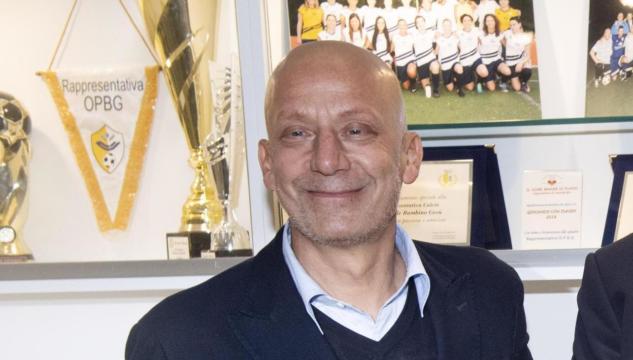 Gianluca Vialli, l’ex calciatore in cura per un tumore:”Sto meglio ma è molto dura”