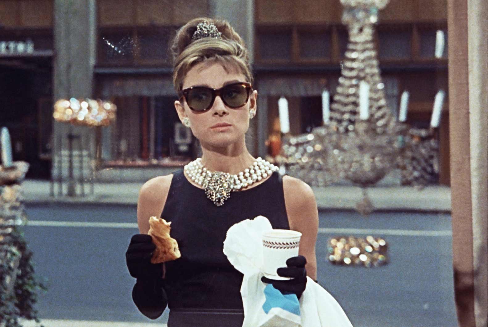 Colazione da Tiffany, 10 curiosità sul cult con Audrey Hepburn