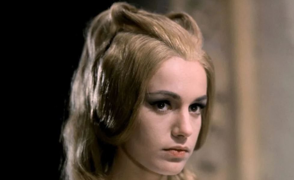 Catherine Spaak su Vittorio Gassman: “Maschilista, lui ed altri mi chiamavano tr**a sul set”