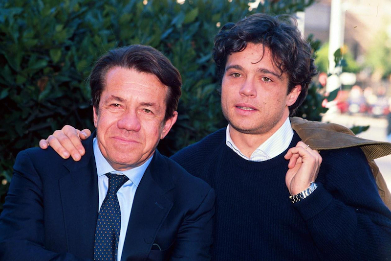 Claudio Amendola sul padre Ferruccio: “Quando si è ammalato, era triste vederlo stanco anche con le carte in mano”