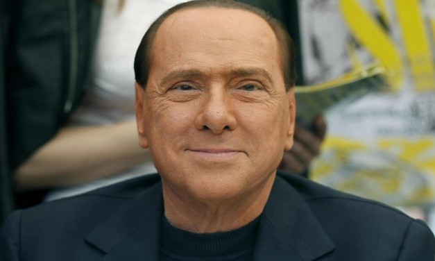 Coronavirus: Silvio Berlusconi ricoverato per polmonite bilaterale precoce