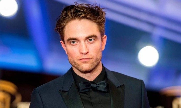 Robert Pattinson positivo al Coronavirus. Si fermano le riprese sul set di «Batman»