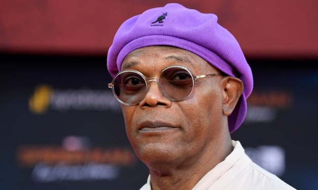 Samuel L. Jackson incita al voto imprecando in 15 lingue diverse! [VIDEO]