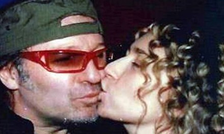 Vasco Rossi e la dedica a sua moglie Laura nel giorno dell’anniversario: “Hai dato un ordine alla mia vita”