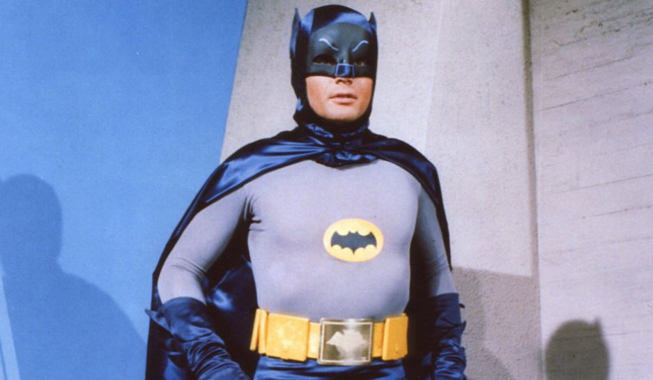 Batman, Adam West omaggiato dai fan in quello che sarebbe stato il giorno del suo 92° compleanno