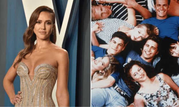 Beverly Hills 90210: le parole del regista contro le accuse di Jessica Alba