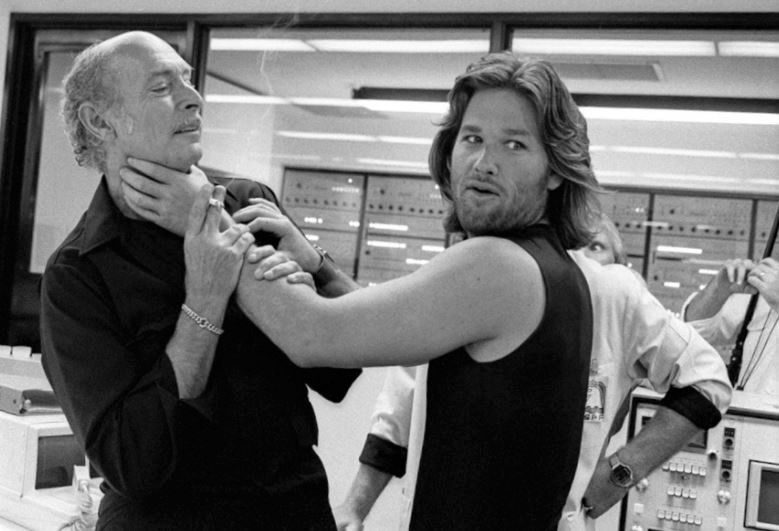 1997: Fuga da New York, Kurt Russell spaventò una gang vestito da Jena Plissken e Carpenter non vide il sole per mesi