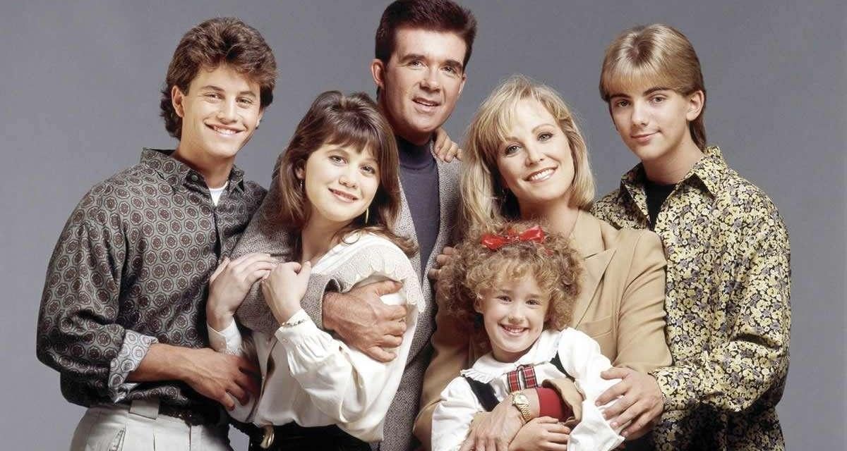 Genitori in Blue Jeans: il cast riunito per il 35° anniversario ricorda Alan Thicke