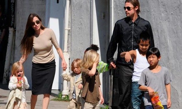 Brad Pitt e Angelina Jolie in tribunale per la custodia dei figli a Natale