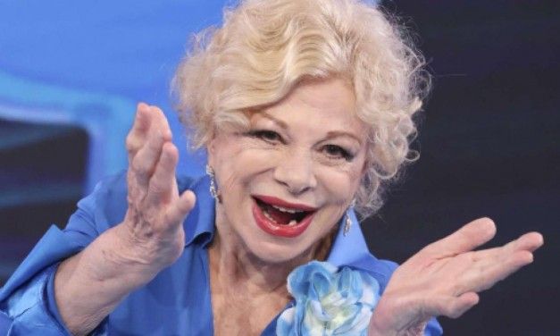 Sandra Milo: “Ho bisogno di lavorare per mantenere i miei figli, sono disoccupati”