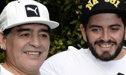 Maradona, le parole di addio del figlio Diego Jr: “Non morirai mai”