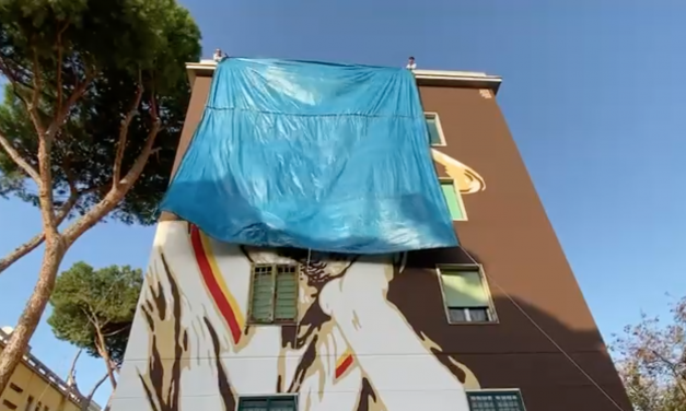 Gigi Proietti: completata l’opera di 15 metri al Tufello, il suo quartiere