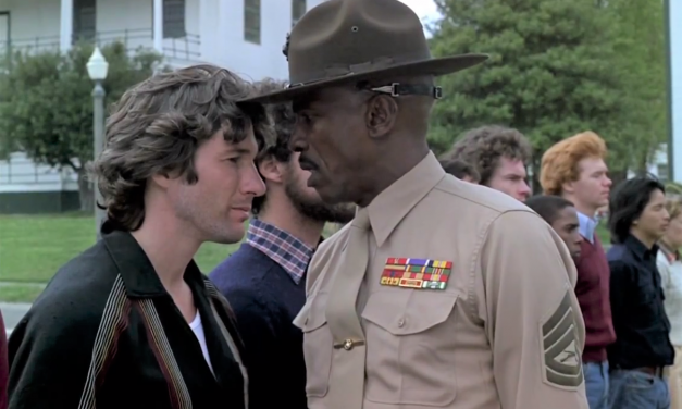 Ufficiale e gentiluomo: Richard Gere e quel calcio all’inguine di Louis Gossett Jr. che lo portò a lasciare il set per due giorni