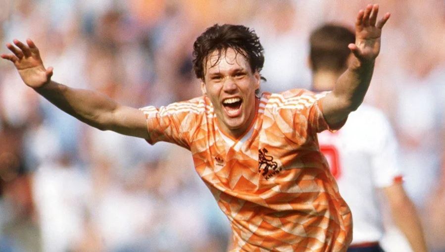 Marco Van Basten: in arrivo una serie tv ispirata alla sua biografia “Fragile”