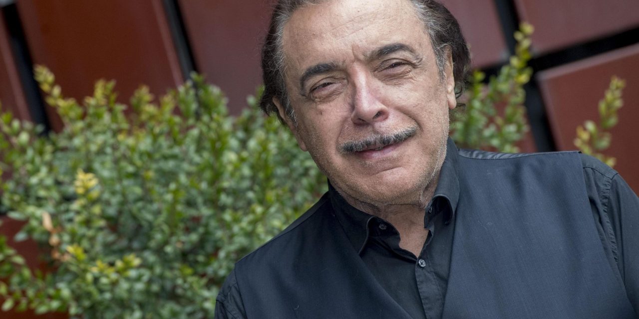 Nino Frassica: “Devo dire grazie a Renzo Arbore che mi ha portato in tv”