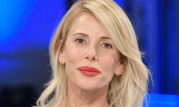 Alessia Marcuzzi: “Ero stanca dei reality, prima mi sentivo ingabbiata in un format, come un bravo soldatino che fa quello che gli chiedono”