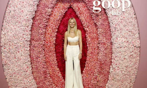 Gwyneth Paltrow, dopo la candela arriva il “Vulva Book” da colorare