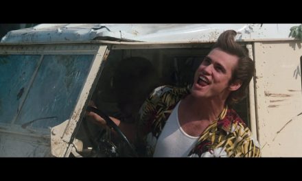 Ace Ventura 2: quando Jim Carrey si dimenticò le battute improvvisando la scena