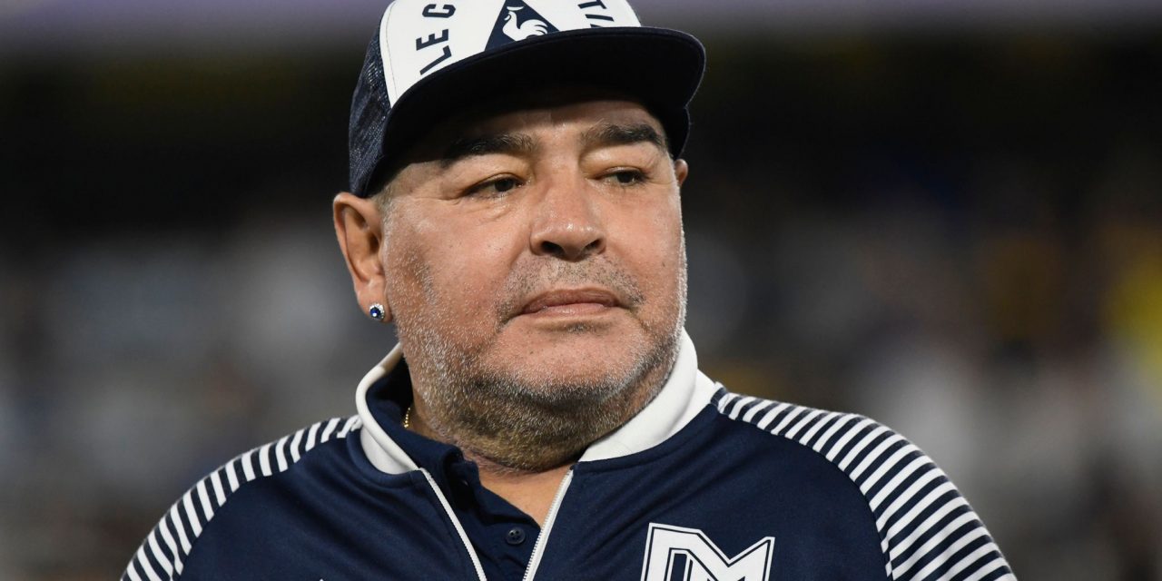 Maradona, l’esito dell’autopsia: la morte dopo una lenta agonia