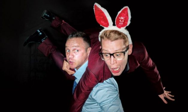 Macaulay Culkin e l’esilarante autografo a Devon Sawa che manda a quel paese Casper