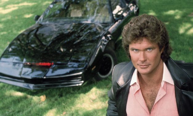 Supercar: David Hasselhoff mette all’asta la sua KITT