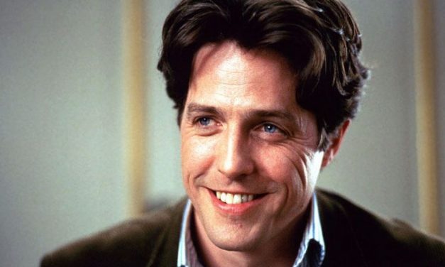 Hugh Grant e l’addio alle commedie romantiche: “Sono troppo vecchio e brutto ormai”