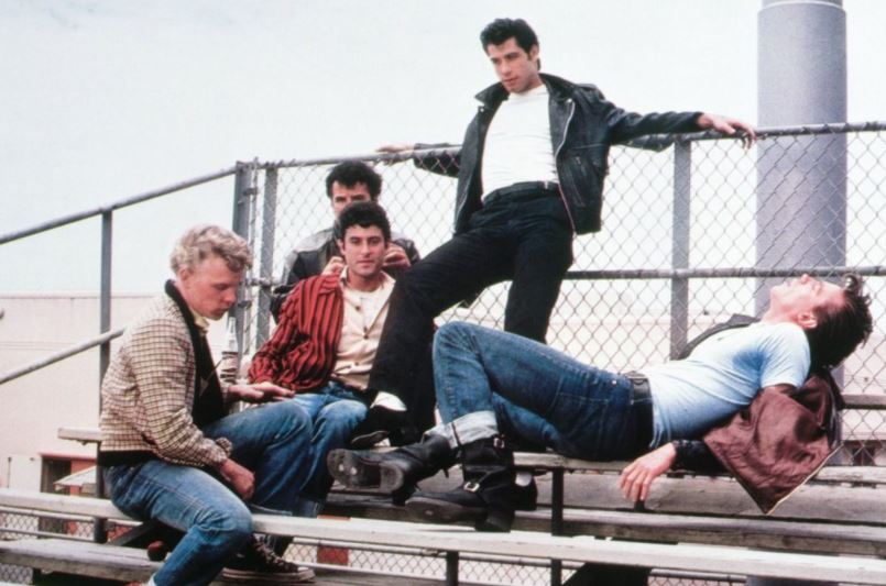 Grease, alcuni utenti accusano il film di omofobia e sessismo