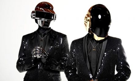 Daft Punk: le foto rubate dove non indossano i loro caschi