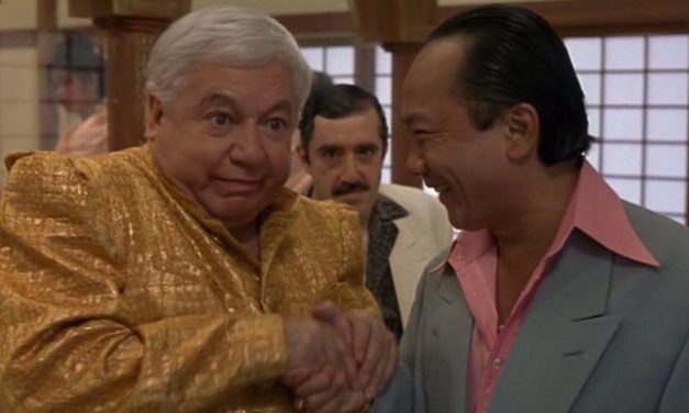 Banzai: analisi e curiosità sul sequel meno fortunato di “Io no spik inglish”