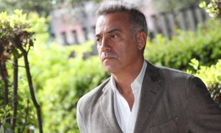 Massimo Ghini: “Mio figlio di 25 anni in ospedale con polmonite bilaterale da Covid”