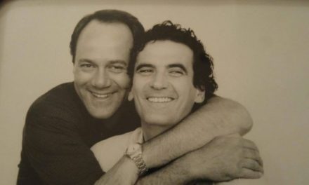 Carlo Verdone sull’amicizia con Massimo Troisi: “Era fragile, sei giorni su sette restava chiuso in casa”