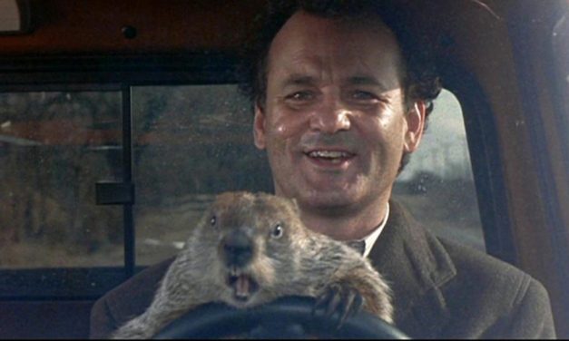 Ricomincio da Capo: perché Bill Murray rivive lo stesso giorno? Ecco la spiegazione cancellata dal film