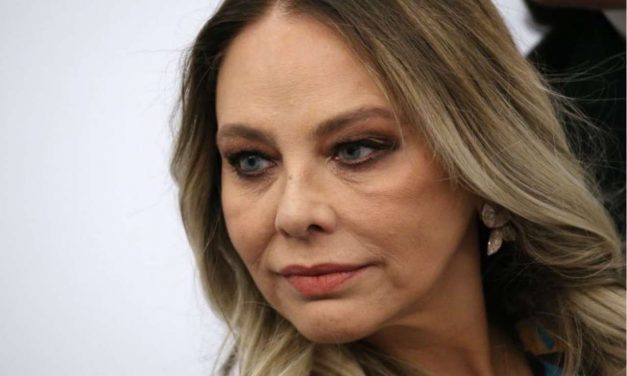 Ornella Muti: “Non mi piace quando mi dicono che sono ancora bella. Le star non sono eterne. L’amore mi manca ma non ne faccio un cruccio”