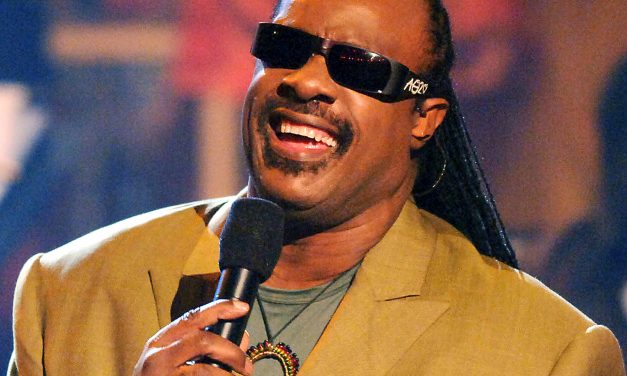 Stevie Wonder dice addio: “Me ne vado in Ghana”