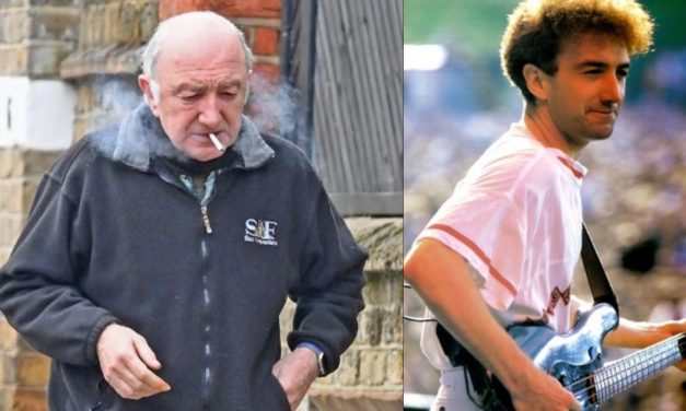 John Deacon oggi: le foto del bassista dei Queen in giro per Londra