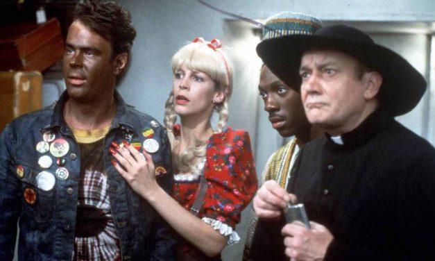 Denholm Elliott, da Coleman in “Una Poltrona per Due” a Marcus in “Indiana Jones”: la carriera dell’attore morto di Aids a 70 anni
