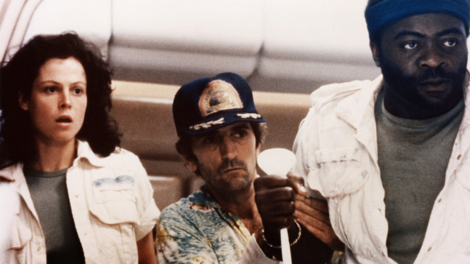 Sigourney Weaver ricorda Yaphet Kotto sul set di ‘Alien’: “Gli sarò sempre grata”