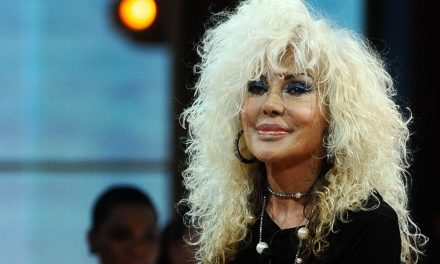 Donatella Rettore: “Morandi? Se non sa usare i social, si ritiri”