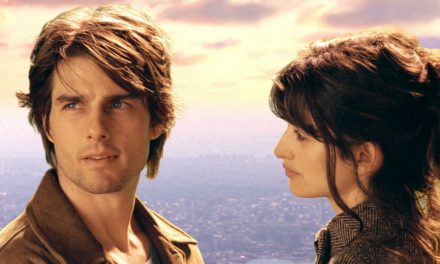 Vanilla Sky: il permesso chiesto da Tom Cruise per girare a Times Square vuota e il cameo segreto di Katie Holmes