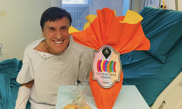 Gianni Morandi: “Per medicarmi mi devono addormentare, ho bruciature sul 15% del corpo”