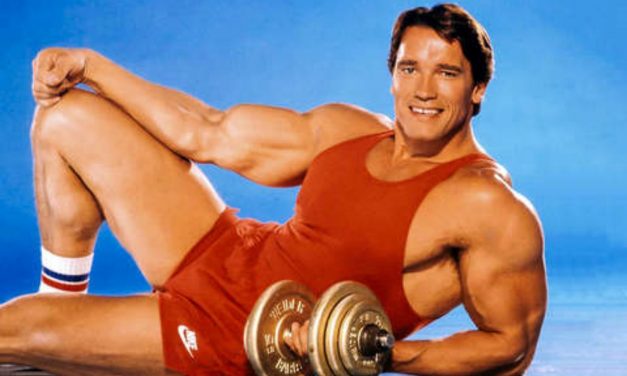 Schwarzenegger, il figlio rivela: “Mio padre parla con le battute più famose dei suoi film”