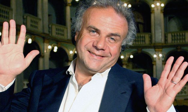 Jerry Calà annuncia il suo nuovo film, “Chi ha rapito Jerry Calà?”