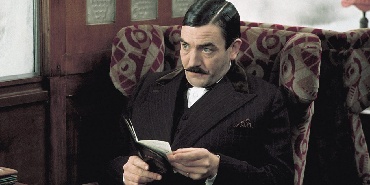 Assassinio sull’Orient Express (1974): Albert Finney truccato mentre dormiva e le scuse di Ingrid Bergman agli Oscar