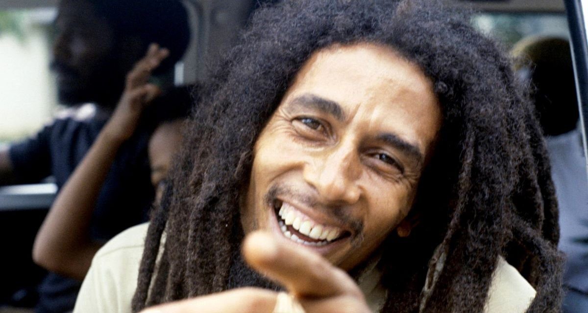 Bob Marley, la cultura rastafari e la decisione di non curarsi: come il re del reggae andò incontro alla morte