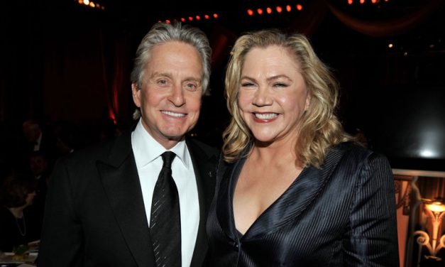 Il metodo Kominsky: Michael Douglas e Kathleen Turner di nuovo riuniti nella 3° stagione